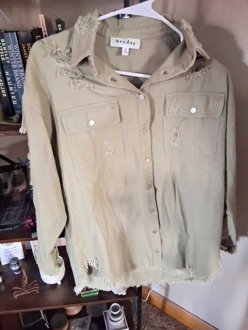 heyday Distressed Utility Denim Jacket in Green Size Small